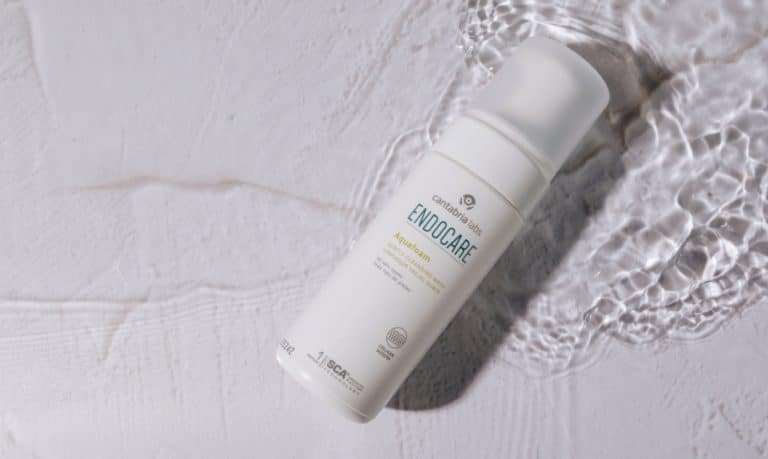 Read more about the article Facial Cleanser for Radiant Skin: Experience Aquafoam Brilliance