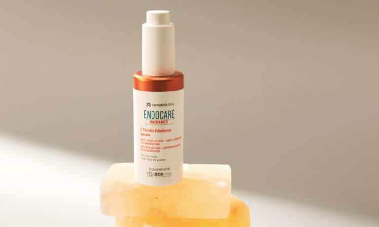 Read more about the article Transform Your Complexion with our Brightening Serum